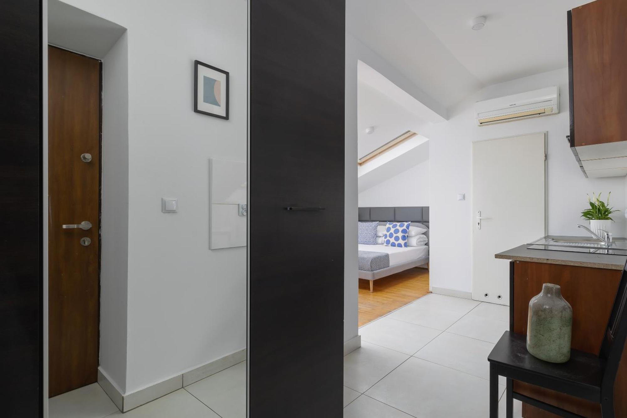 Old Town - Apartment With Ac - Dluga 65 Krakow Luaran gambar
