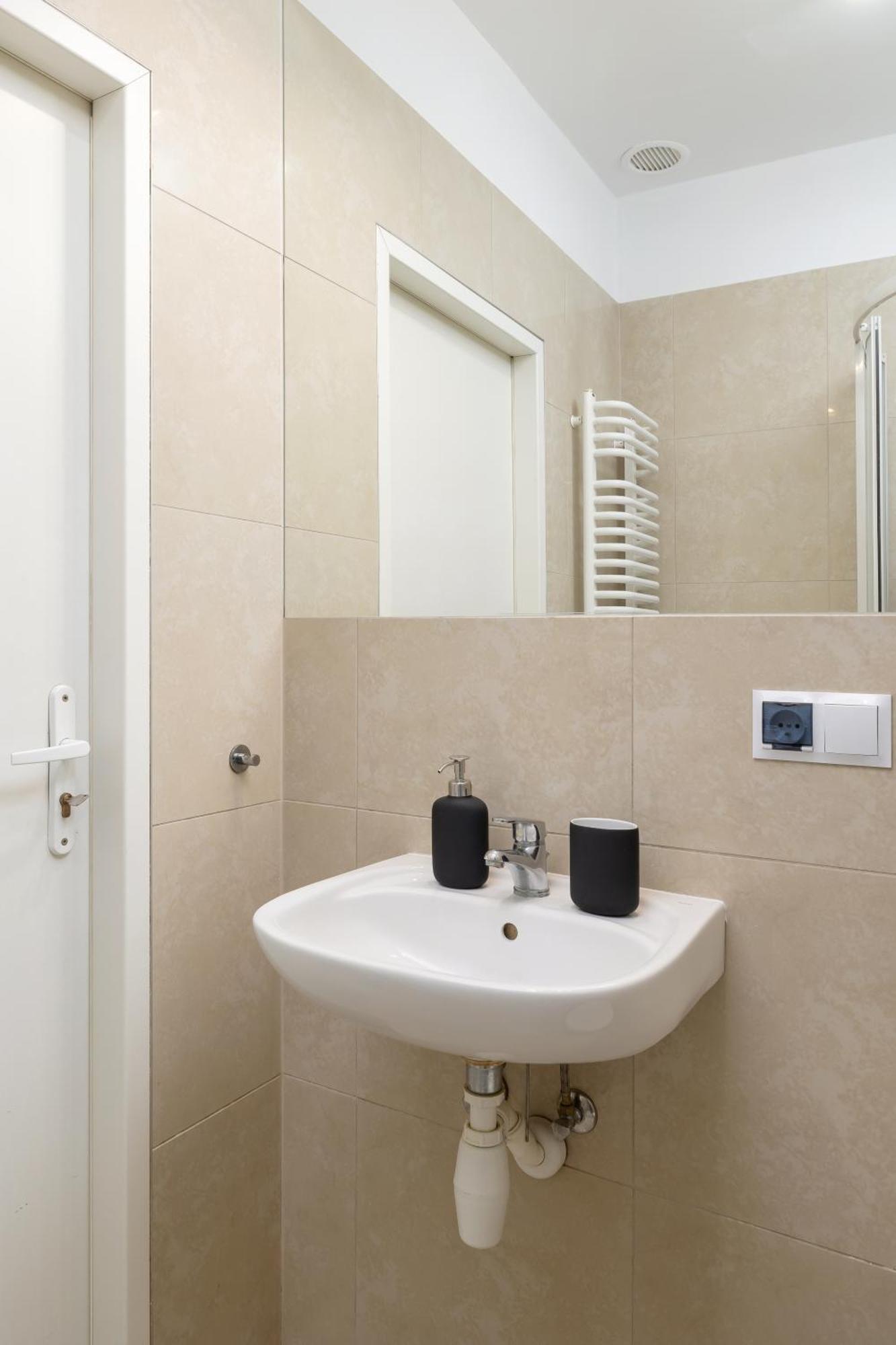 Old Town - Apartment With Ac - Dluga 65 Krakow Luaran gambar